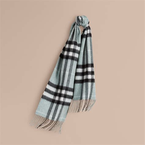 burberry mint scarf|burberry scarf scam.